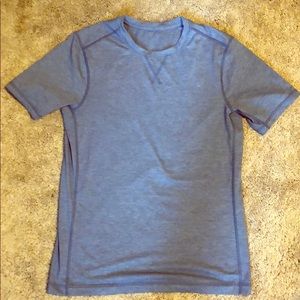 Lululemon Men’s small blue tshirt